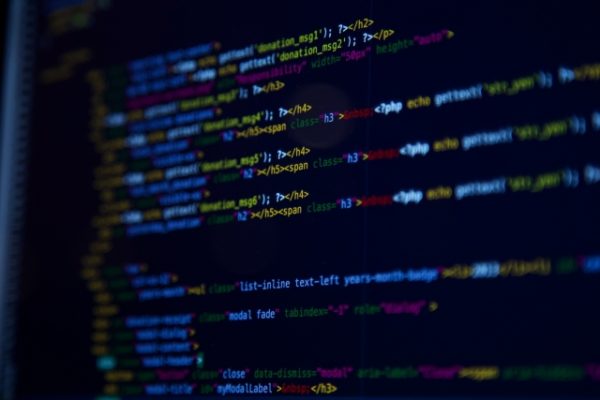 kRWS プログラミング エンジニア CM音声